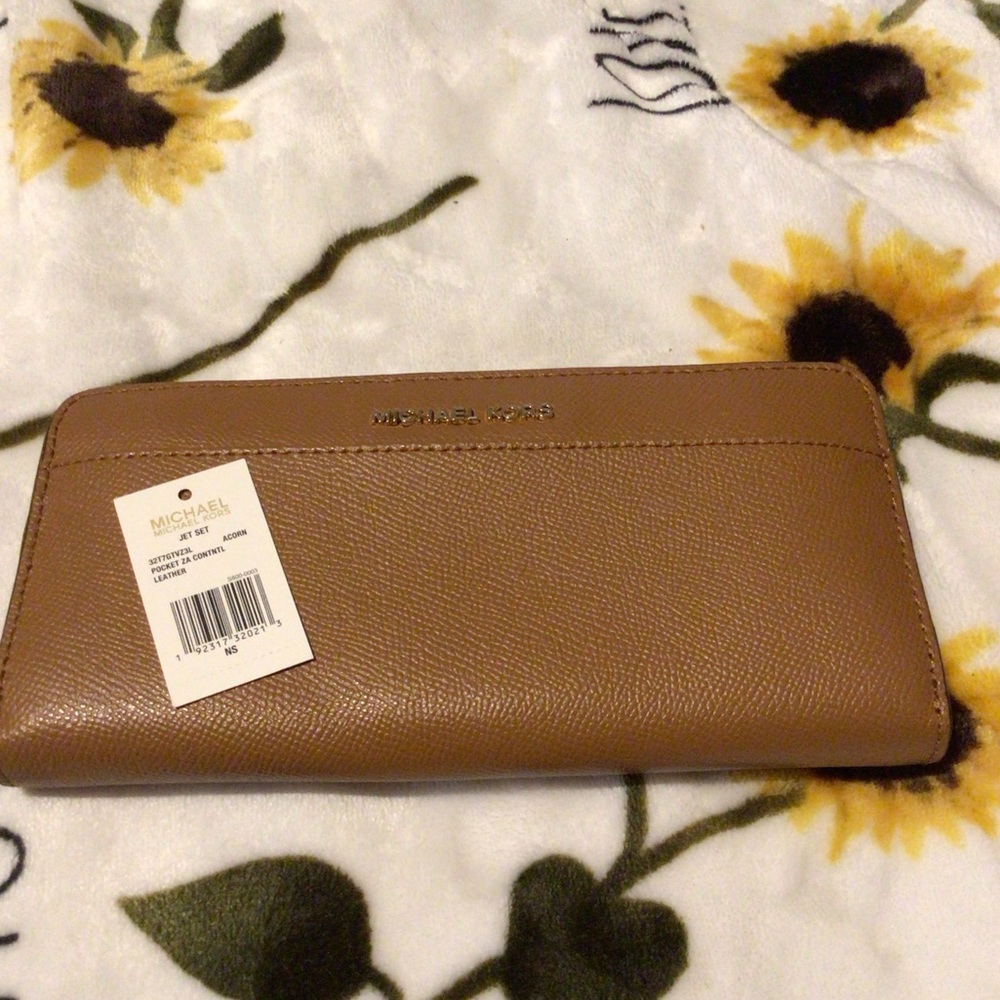 Michael Kors Jet Set Wallet
